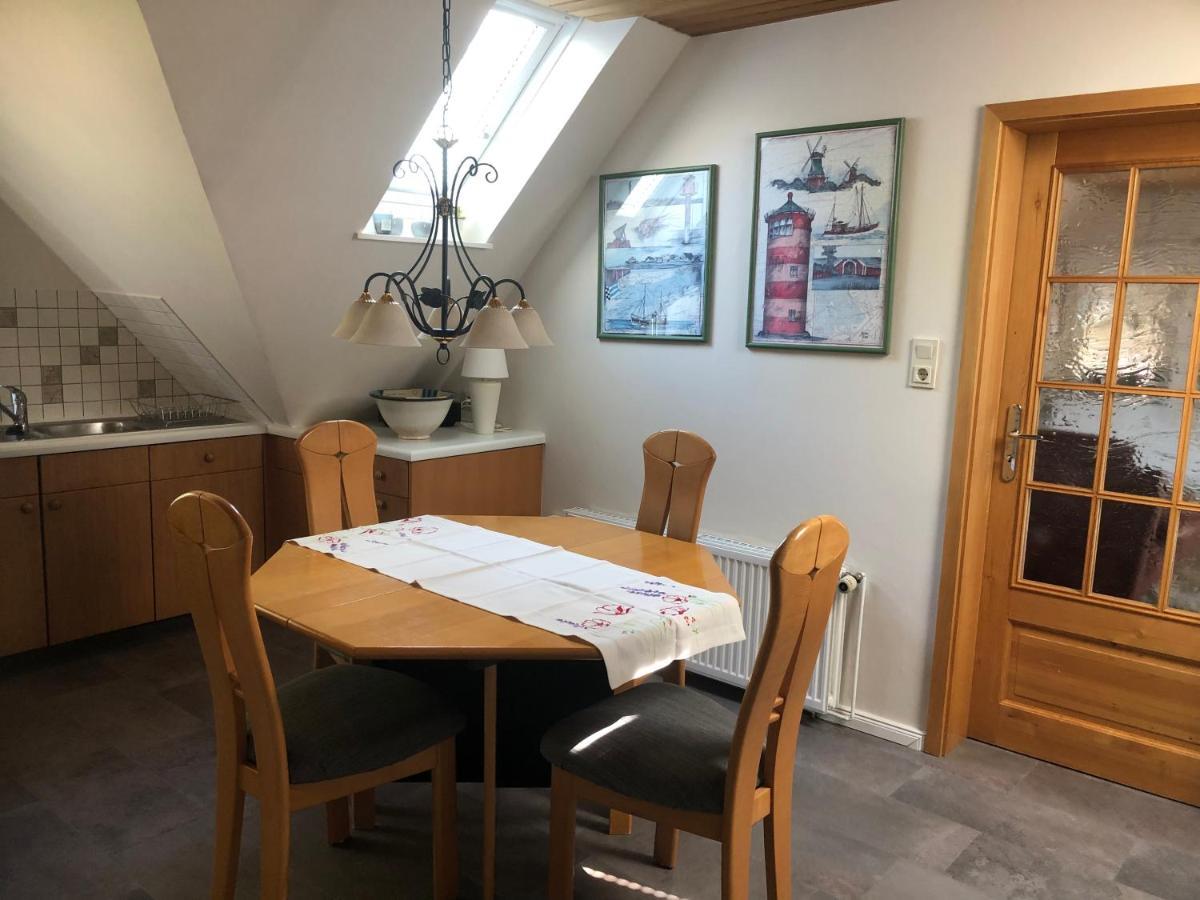Marienhafe Wohlfuehlen In Gepflegter 70 Qm Oberwohnung מראה חיצוני תמונה